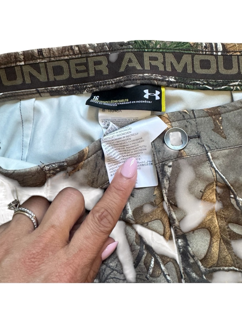 Under Armour UA Storm Realtree Xtra Camo Hunting Pants Youth Girls XL 16 Loose - Picture 4 of 13